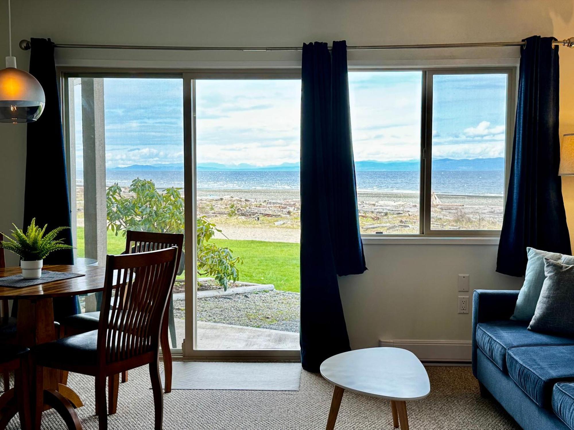 Shorewater Resort Beachfront Studio - 2 Beds Куаликум Бийч Екстериор снимка